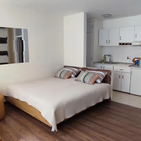 Scandi Apartment *